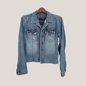 Kut From The Kloth Amelia Women's Wash Distressed Denim Jacket, Medium